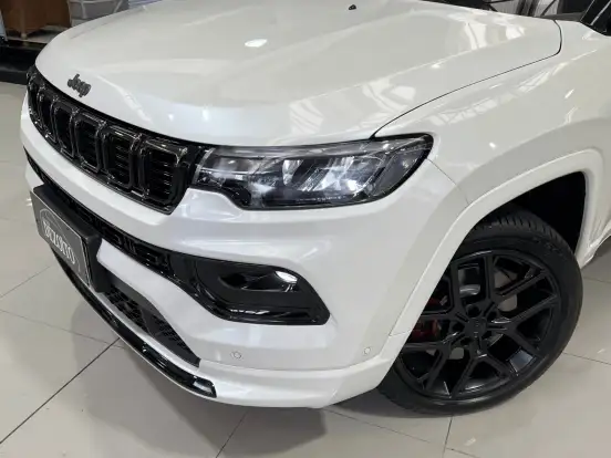 JEEP-COMPASS-2.0 HURRICANE 4 TURBO GASOLINA BLACKHAWK AT9 JEEP-COMPASS-2024