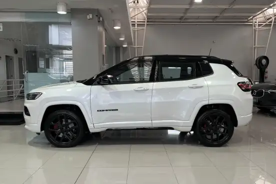 JEEP-COMPASS-2024