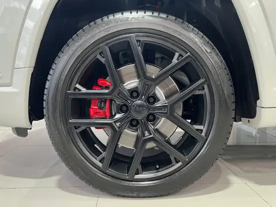 JEEP-COMPASS-2.0 HURRICANE 4 TURBO GASOLINA BLACKHAWK AT9 JEEP-COMPASS-2024