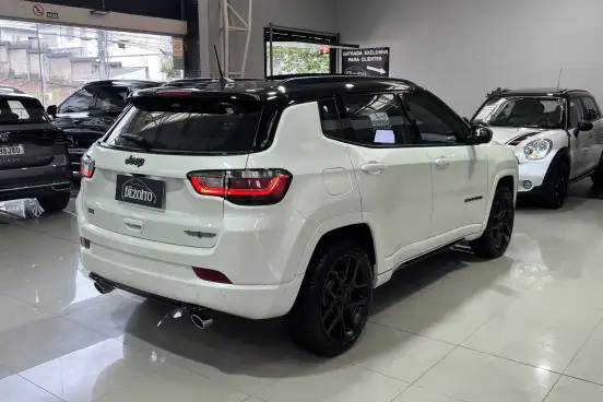 JEEP-COMPASS-2024