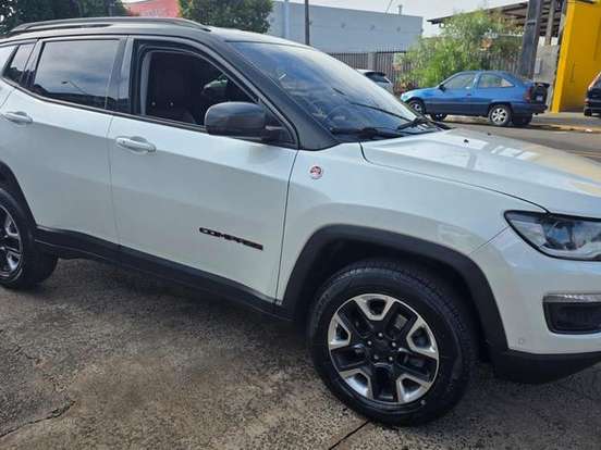 JEEP-COMPASS-2.0 16V DIESEL LIMITED 4X4 AUTOMÁTICO JEEP-COMPASS-2018