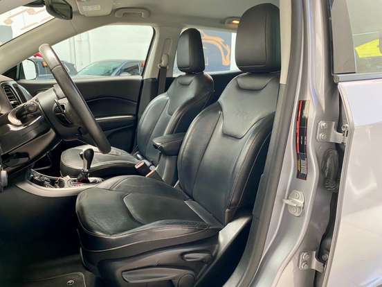 JEEP-COMPASS-2.0 16V DIESEL LONGITUDE 4X4 AUTOMÁTICO JEEP-COMPASS-2018