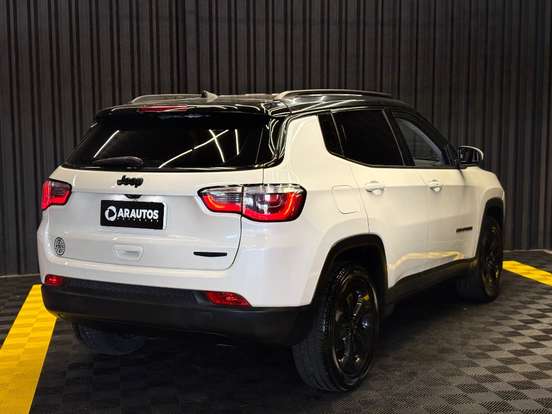 JEEP-COMPASS-2.0 16V DIESEL NIGHT EAGLE 4X4 AUTOMÁTICO JEEP-COMPASS-2018