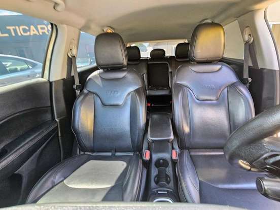 JEEP-COMPASS-2.0 16V FLEX LONGITUDE AUTOMÁTICO JEEP-COMPASS-2020