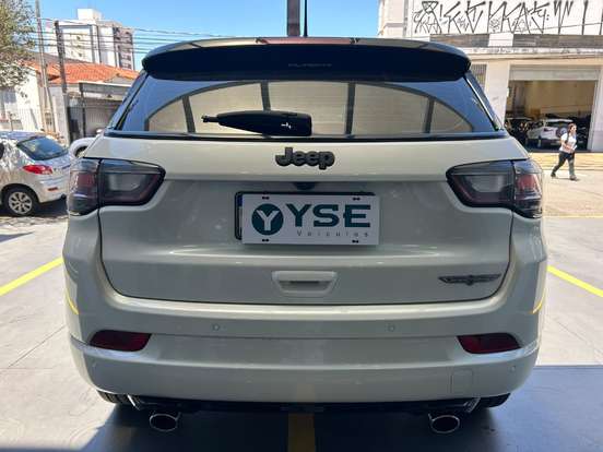 JEEP-COMPASS-2024