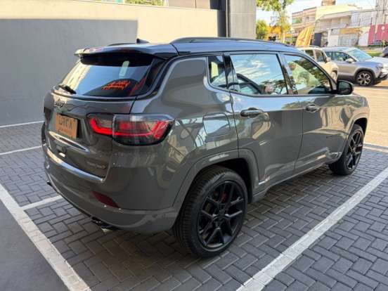 JEEP-COMPASS-2025