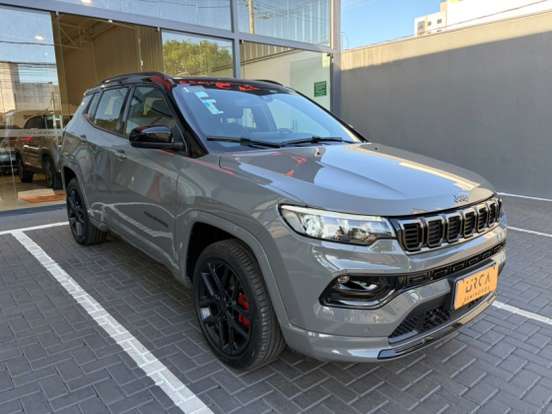 JEEP-COMPASS-2.0 HURRICANE 4 TURBO GASOLINA BLACKHAWK AT9 JEEP-COMPASS-2025