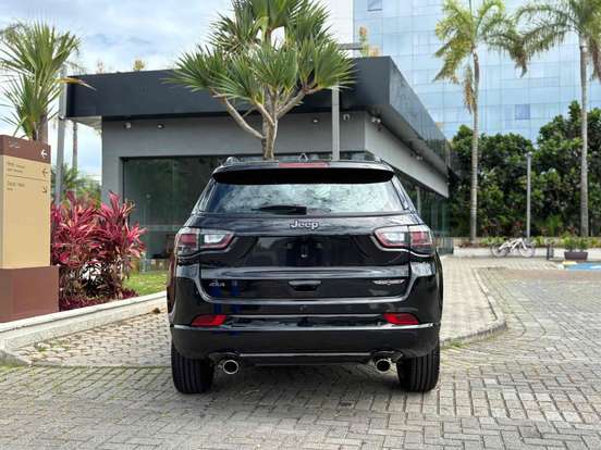 JEEP-COMPASS-2.0 HURRICANE TURBO FLEX BLACKHAWK AT9 JEEP-COMPASS-2026