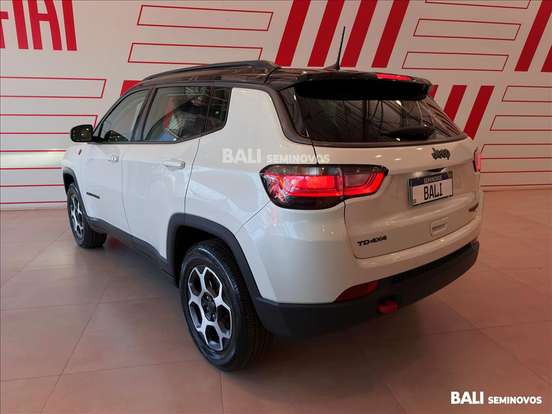 JEEP-COMPASS-2022
