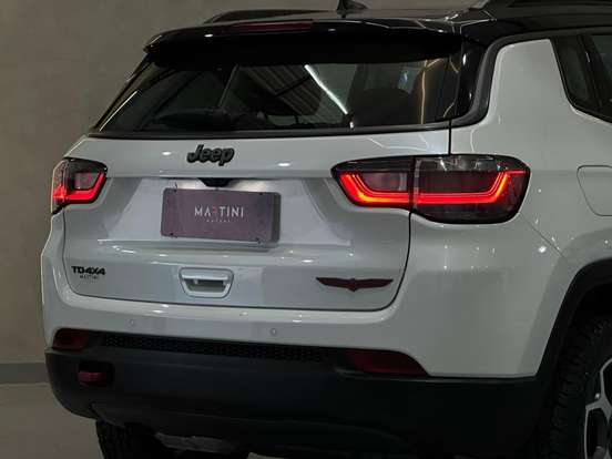 JEEP-COMPASS-2023