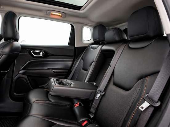 JEEP-COMPASS-2021