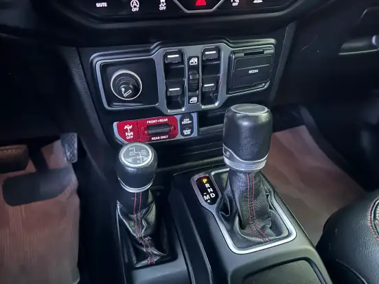 JEEP-GLADIATOR-2022