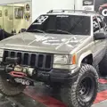 JEEP GRAND CHEROKEE 4.0 LAREDO 4X4 6I 12V GASOLINA 4P AUTOMÁTICO JEEP GRAND CHEROKEE 4.0 LAREDO 4X4 6I 12V GASOLINA 4P AUTOMÁTICO