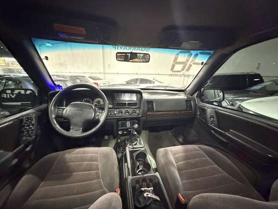 JEEP-GRAND CHEROKEE-4.0 LAREDO 4X4 6I 12V GASOLINA 4P AUTOMÁTICO JEEP-GRAND CHEROKEE-1997
