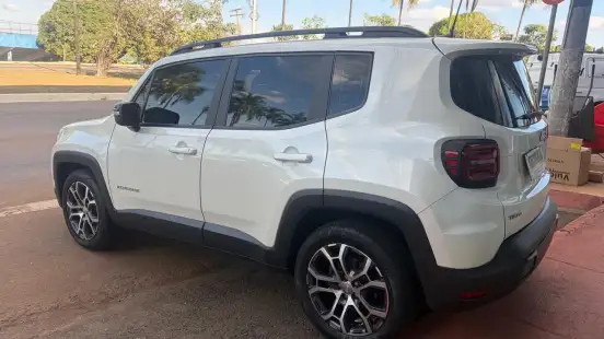 JEEP-RENEGADE-2024