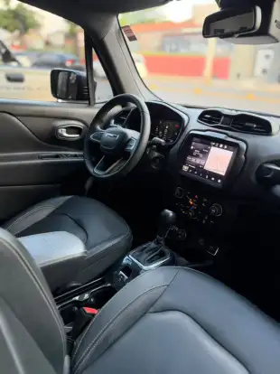 JEEP-RENEGADE-2023