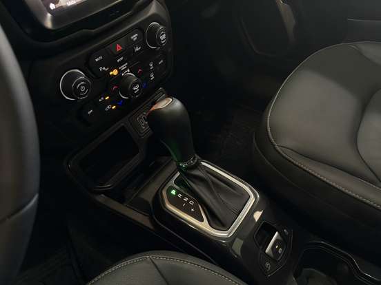 JEEP-RENEGADE-2024