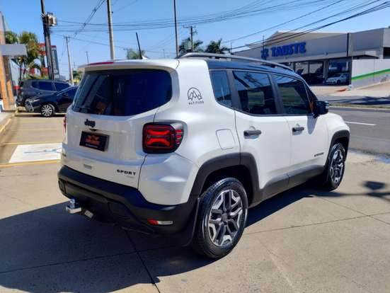 JEEP-RENEGADE-2024