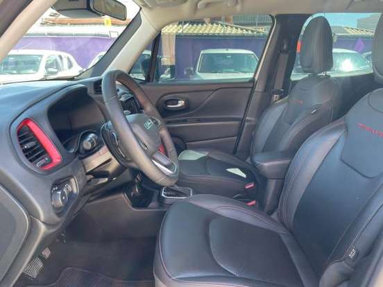 JEEP-RENEGADE-2024