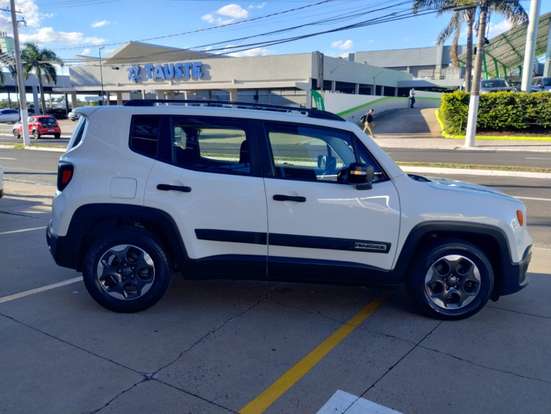JEEP-RENEGADE-2018