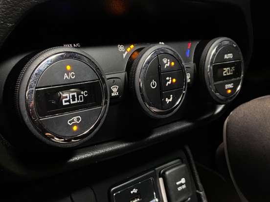 JEEP-RENEGADE-1.8 16V FLEX LIMITED 4P AUTOMÁTICO JEEP-RENEGADE-2017