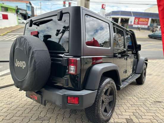 JEEP-WRANGLER-3.6 UNLIMITED SPORT 4X4 V6 GASOLINA 4P AUTOMÁTICO JEEP-WRANGLER-2015