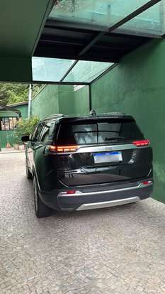 JEEP-COMMANDER-2024