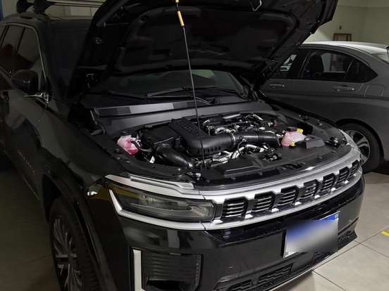 JEEP-COMMANDER-2.2 TURBO DIESEL OVERLAND AT9 JEEP-COMMANDER-2025