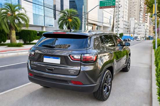 JEEP-COMPASS-2025