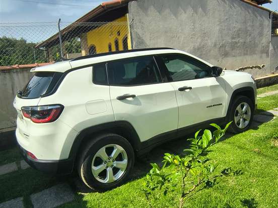JEEP-COMPASS-2.0 16V FLEX SPORT 4X4 AUTOMÁTICO JEEP-COMPASS-2018