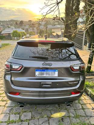 JEEP-COMPASS-2024
