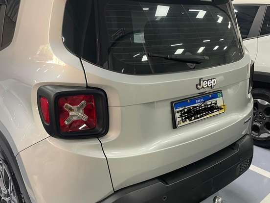 JEEP-RENEGADE-1.8 16V FLEX LONGITUDE 4P AUTOMÁTICO JEEP-RENEGADE-2016