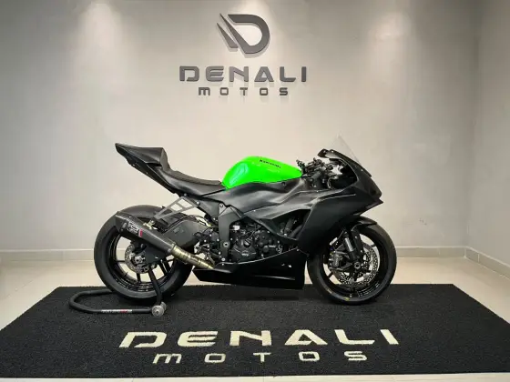 KAWASAKI NINJA ZX-6R 
