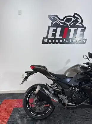 KAWASAKI-Z300-2015