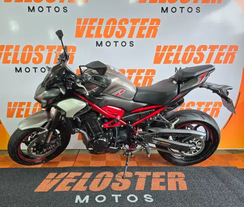 KAWASAKI-Z900 KAWASAKI-Z900-2026