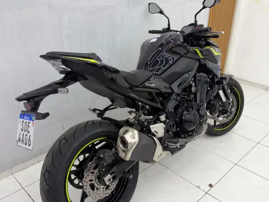 KAWASAKI-Z900 KAWASAKI-Z900-2024