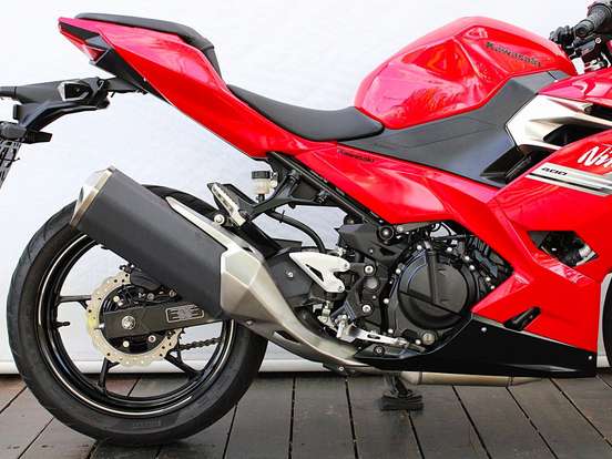 KAWASAKI-NINJA 400-2022
