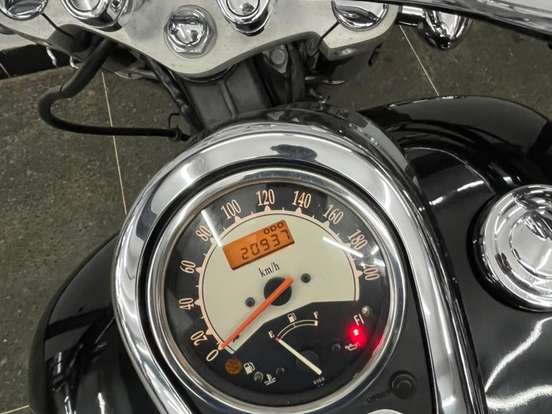 KAWASAKI-VULCAN 900 CUSTOM KAWASAKI-VULCAN 900 CUSTOM-2011