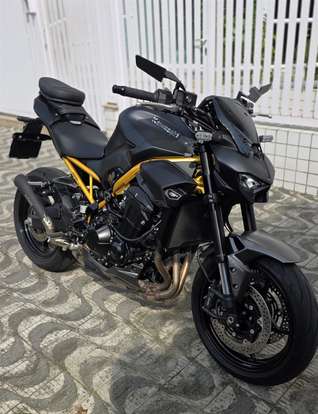 KAWASAKI-Z900-2026