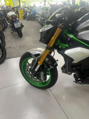 KAWASAKI-Z900 R EDITION-2026