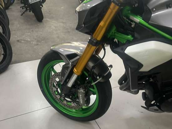 KAWASAKI-Z900 R EDITION KAWASAKI-Z900 R EDITION-2026