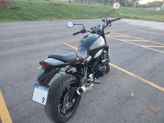 KAWASAKI-Z900RS-2024