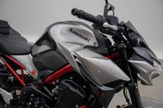 KAWASAKI-Z900 KAWASAKI-Z900-2022