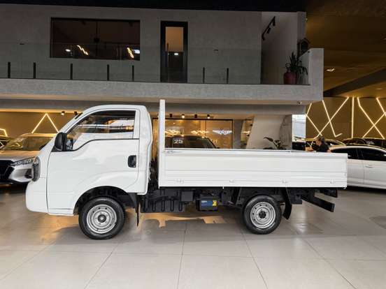 KIA-BONGO-2.5 TD DIESEL STD CS MANUAL KIA-BONGO-2023