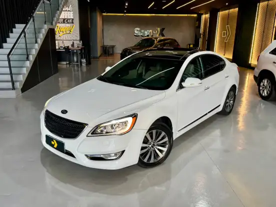 KIA-CADENZA-2012