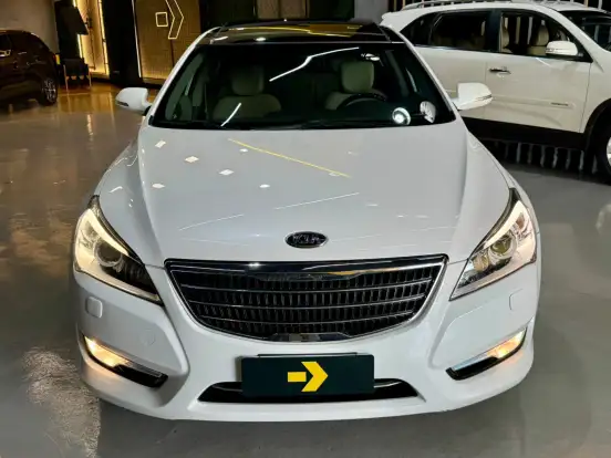 KIA-CADENZA-2012