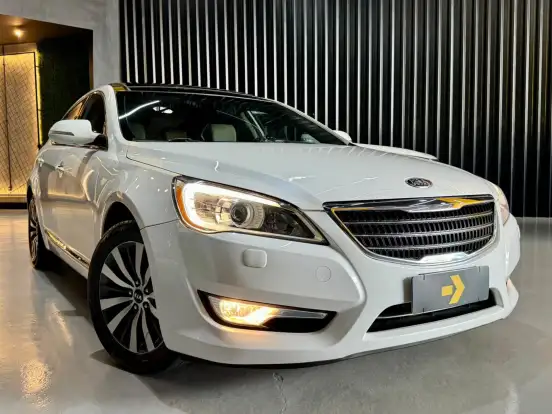 KIA-CADENZA-2012