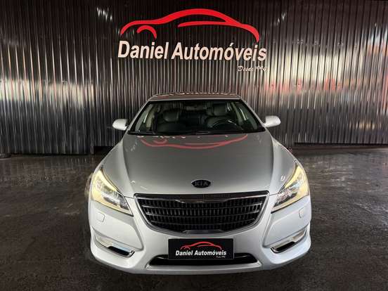 KIA-CADENZA-2011