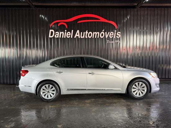 KIA-CADENZA-2011