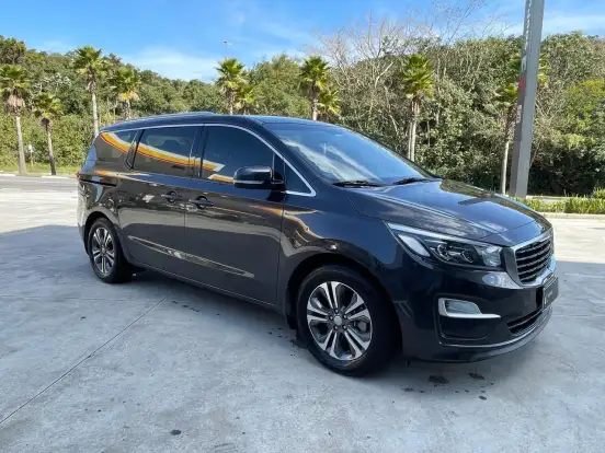 KIA-CARNIVAL-2019